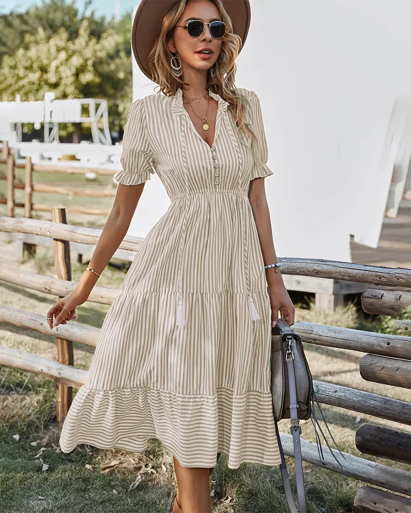 Vestido corto femenino de punto con manga larga y flecos para verano, minivestido Sexy informal para mujer, con rayas verticales, color blanco y negro, venta al por mayor