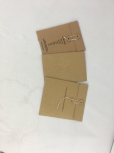 Kunden spezifische Größe biologisch abbaubares Recycling papier Versand umschlag Dokument Kraft papier umschläge mit Schnur und Knopf - Product Image 2