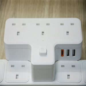 Hot Selling Factory Wall <strong>Mounted</strong> Electric Wireless Power Socket 3 USB Power Sockets 2 Output Ports <strong>UK</strong> Plug 13A Rated Current - Product Image 3