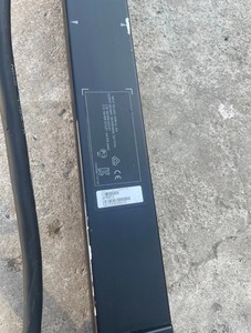 PDU APC AP8853 \ 32AMP 3ピンSOCKETパワープラグインアダプター-注-特別なアイテム、通常機能の保証なし - Product Image 2