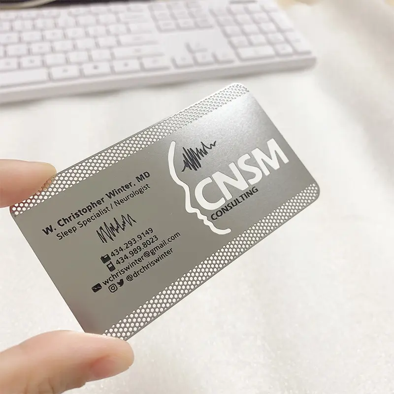 Пользовательские лазерной гравировки металлические кредитные карты пустой стандартный размер 0,5 мм 1 мм алюминиевая визитная карточка оптом