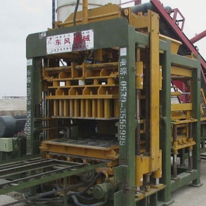Suministro de fábrica automático para máquina de fabricación de bloques de enclavamiento Hydraform para trabajos de construcción nueva tecnología bomba de motor Gearbo - Product Image 3