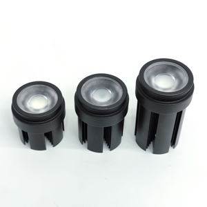 Foco LED de 10W/15W/20W,RGB/RGBW, entrada DC12/24V, con controlador PWM de cable de 4/5 en el interior, control externo de baja tensión - Product Image 1