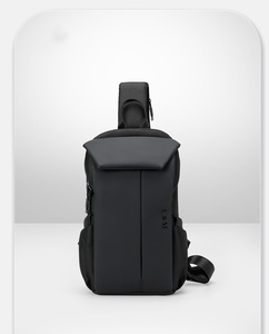 Túi đeo chéo nam có túi bên và túi khóa kéo bên trong để phân loại điện thoại và các mặt hàng khác - Product Image 3