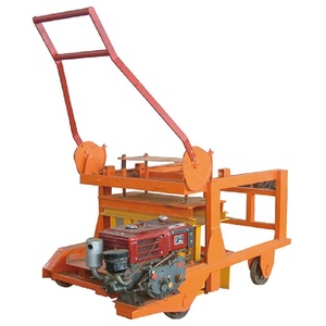 Máquina automática para hacer bloques de hormigón, máquina de moldeo de bloques de QT5-15, en venta - Product Image 5