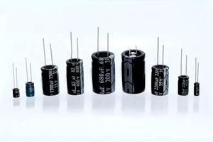电容器450V 470uF 560uF 680uF 820uF 1000uF 1200uF 150uF 220uF 330uF 800uF铝电解电容器 - Product Image 2