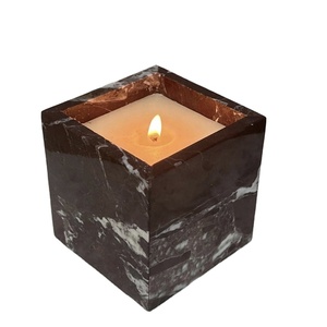 เชิงเทียนหินทรงสี่เหลี่ยมลายหินอ่อน Rosso levanto ยอดนิยม - Product Image 1