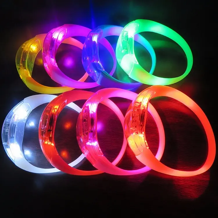 Controllo del suono Led lampeggiante braccialetti vocali colorati Led telecomando luminoso bracciale a Led controllabile cinturino