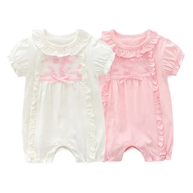 Bebek bebek tam ay giyim tulum tırmanma beyaz Rompers bebekler için bebek kız dantel pijama kısa kollu güzel