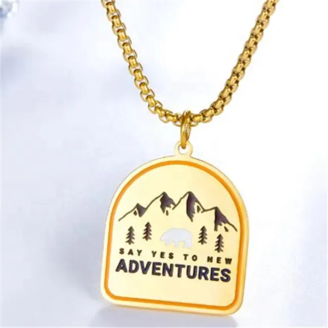 Yiwu Aceon acciaio inossidabile bambino negozio di cartoni animati immagine avventura in montagna lettera Be Brave Gothic Cool Trendy Bear Hunt Pendant