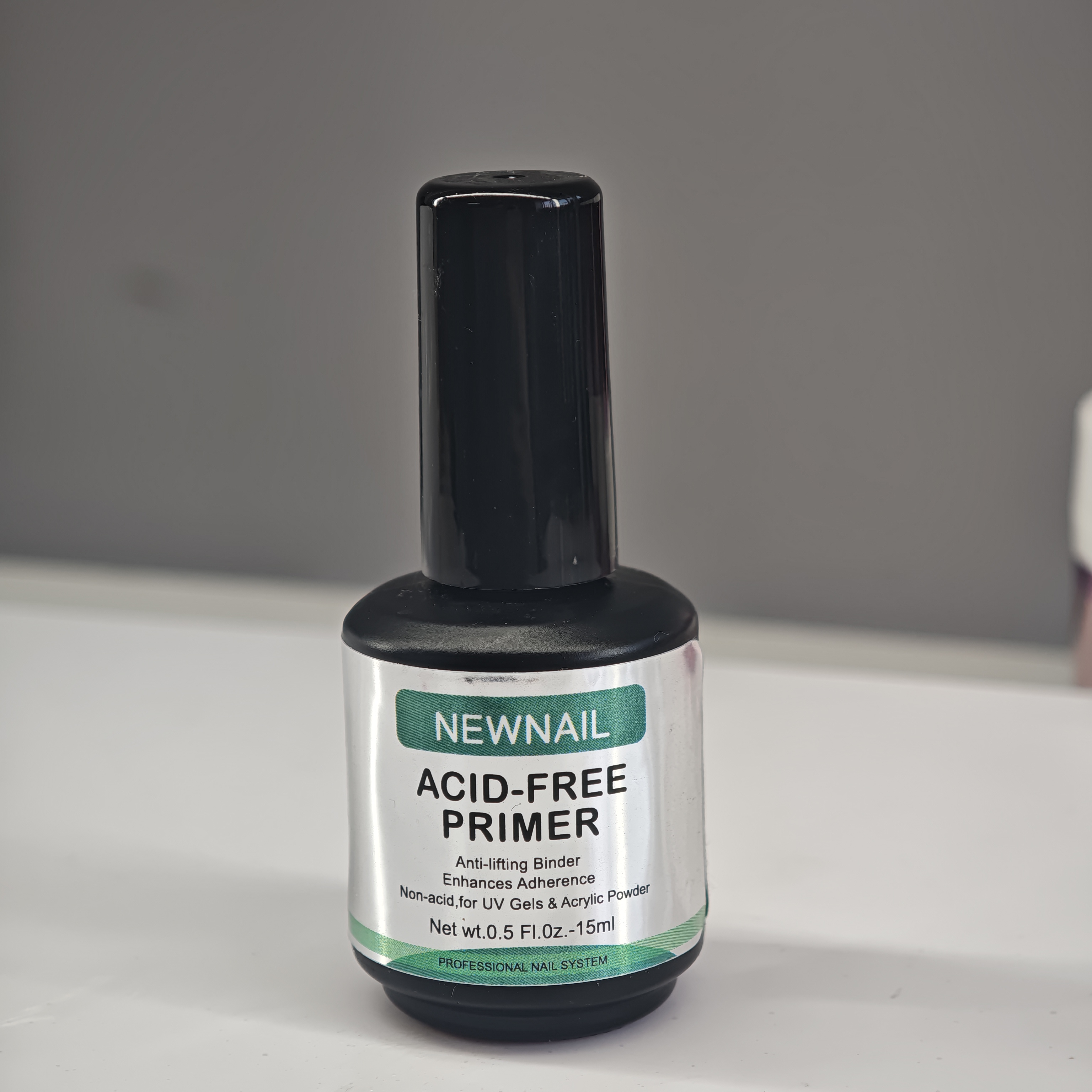 Acid free primer