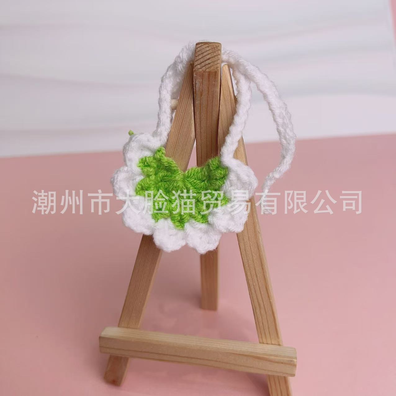 ivory green bib