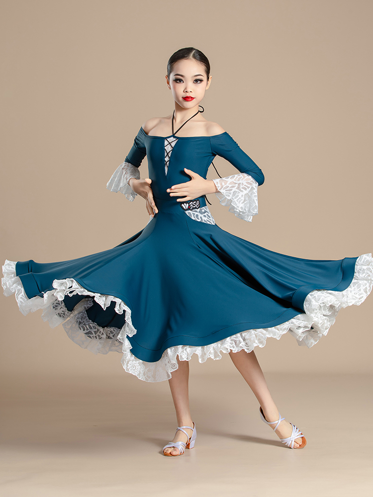 สีน้ำเงิน