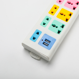 Venta al por mayor de fábrica de nuevos enchufes universales de color con enchufe de expansión USB y enchufe francés - Product Image 5