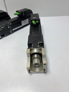 PLC elau Servo Motor SM 07060010P044M1B0 SM 6000 rpm 400V PLC คอนโทรลเลอร์การเขียนโปรแกรม