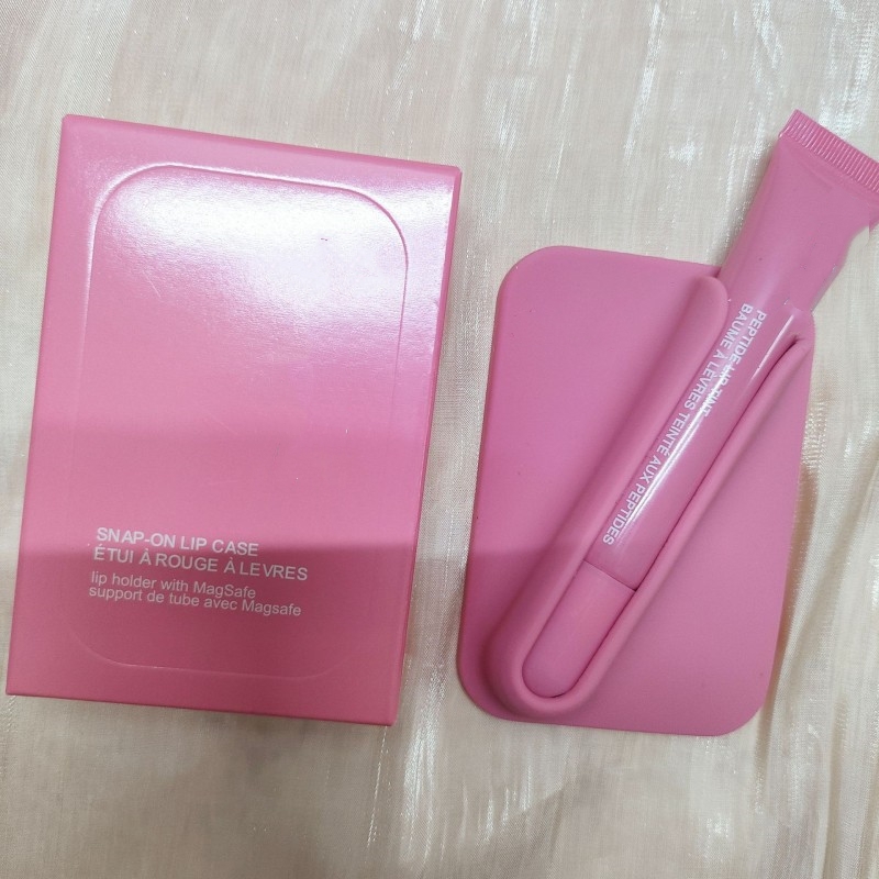 ribbon with lip gloss