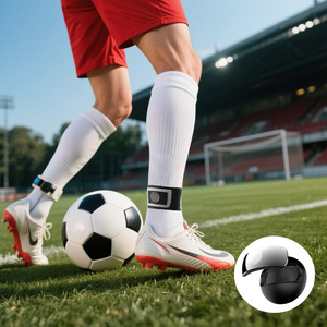 スマートフットボールトラッカー人間工学的デザインIP66防水サッカーパフォーマンスアナライザーAIOTセンサーディープラーニングアルゴリズム - Product Image 1