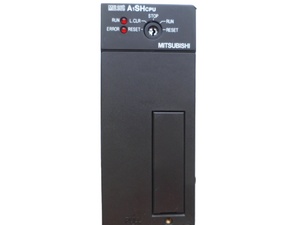 Unidad de salida de entrada A1SH42P original, RS485 interfaz de comunicación, en stock - Product Image 4