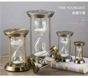 เครื่องประดับสามคอลัมน์แบบทันสมัยนาฬิกาทรายแก้วแบบนับถอยหลังขนาดเล็กพร้อมกรอบโลหะขนาดเล็ก - Product Image 6