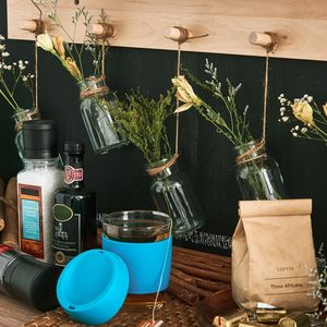 批发5盎司圆形装饰可重复使用透明小瓶玻璃香料罐储存容器，带软木塞盖，用于草药茶派对优惠 - Product Image 6