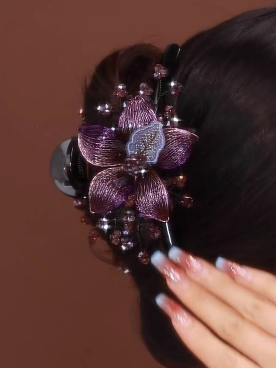 สีม่วง