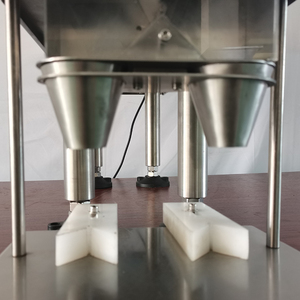 Tableta de goma de mascar semiautomática de 6 canales/máquina contadora de cápsulas - Product Image 4