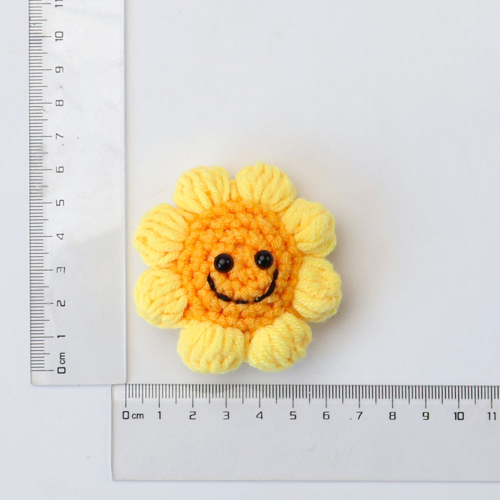 Muñeco individual con cara sonriente redondeada de 4 círculos - 6cm amarillo