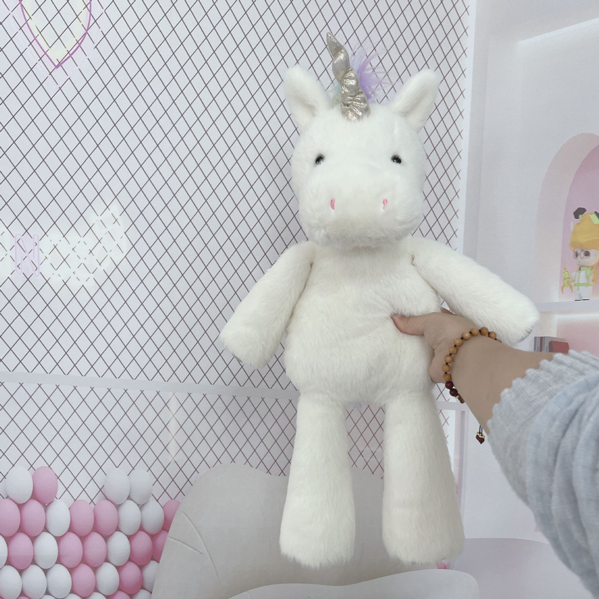 Conchiglia di unicorno di visone dorato lungo bianco