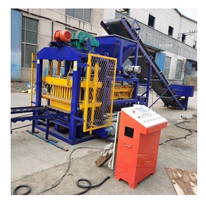 Máquina de bloques de cemento con control PLC automático, línea de producción eficiente para bloques de hormigón de enclavamiento, bomba de Motor de vibración - Product Image 4