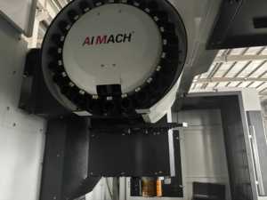 เครื่องกัดและเจาะโลหะเครื่อง Vmc855แนวตั้ง CNC สำหรับงานหนักที่มีตำแหน่งเครื่องมือใหม่24ตำแหน่ง - Product Image 3