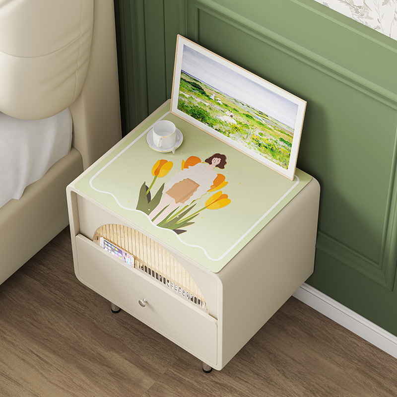Bedside table cushion - Tulip Girl