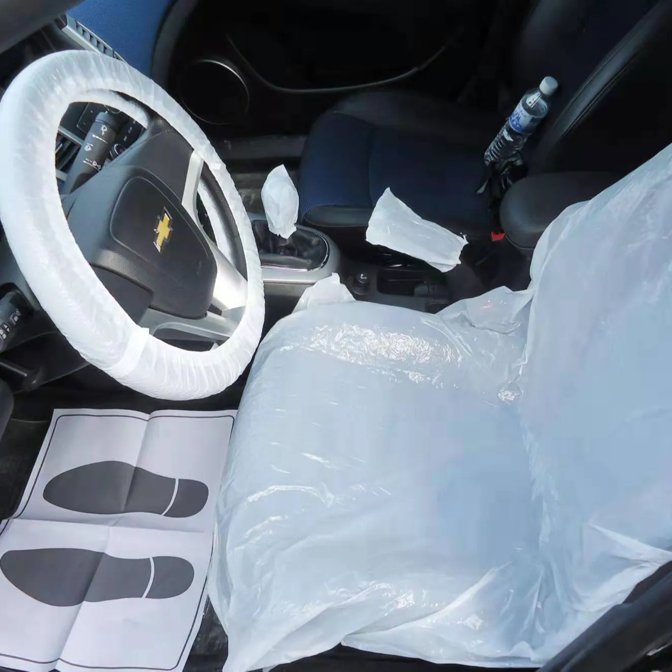 Factory Price Universal 5 in 1 set Plastic Disposable Car Seat Covers Steering Wheel Cover for Cars