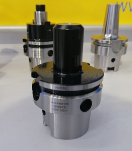CNC RouterTooling System <strong>Weldon</strong> <strong>Tool</strong> <strong>Holder</strong> HSK63A SLN06 SLN16 SLN25 SLN32 SLN40 Side Lock <strong>Holder</strong> for U Drill Clamp