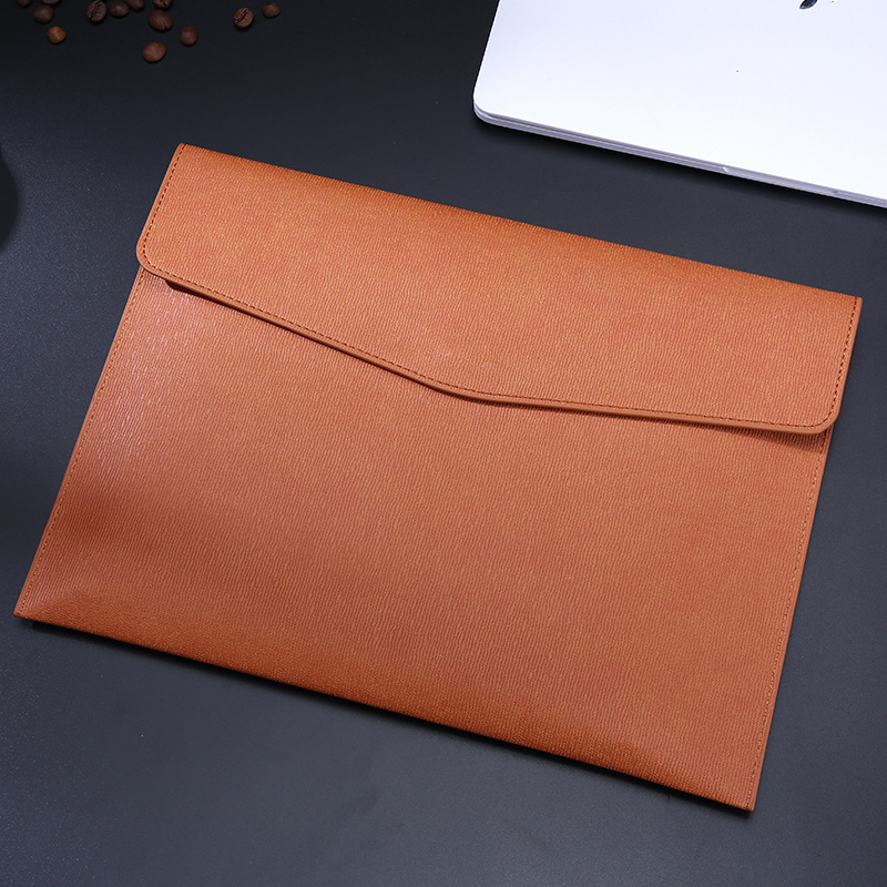 Marron (modèles à bouton-pression magnétique) (sans taille)