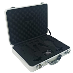带内部分隔器和锁的大型铝制硬理发盒工具携带箱 - Product Image 6