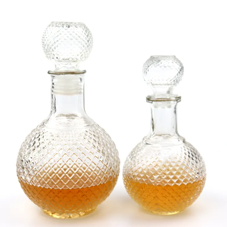 Botellas de vidrio de whisky de clase alta, botella de vodka de vidrio, botellas de vodka vacías de 750ml a la venta