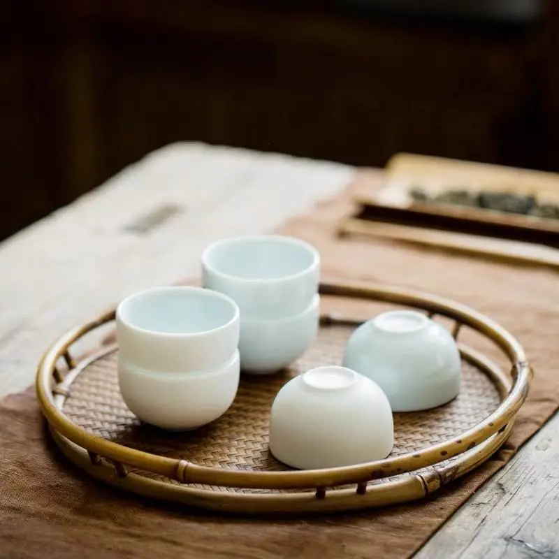 ถ้วยชากังฟูญี่ปุ่นสร้างสรรค์,ถ้วยชาเซรามิกสีขาวพอร์ซเลนในครัวเรือนศิลาดลสีฟ้าชาผู่เอ๋อร์ใบเล็กถ้วยเดียว