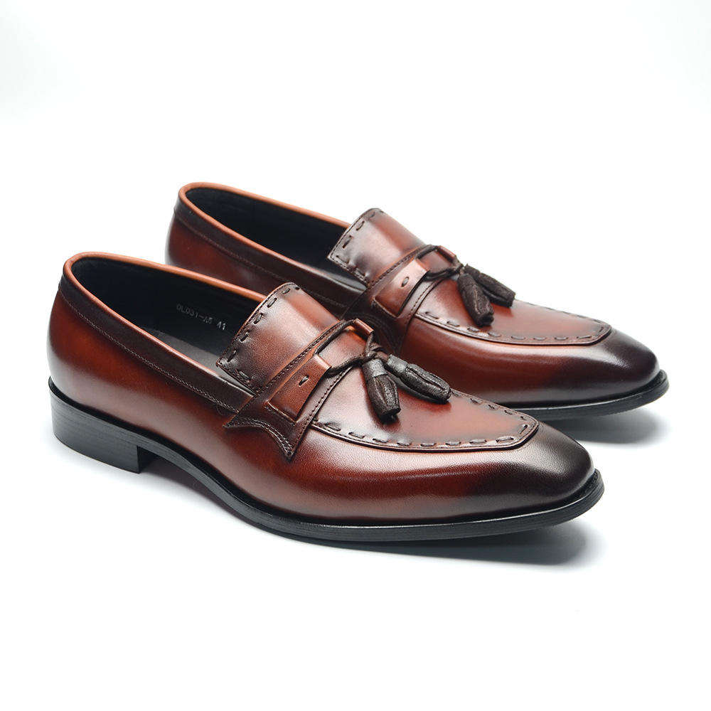 สีน้ำตาล