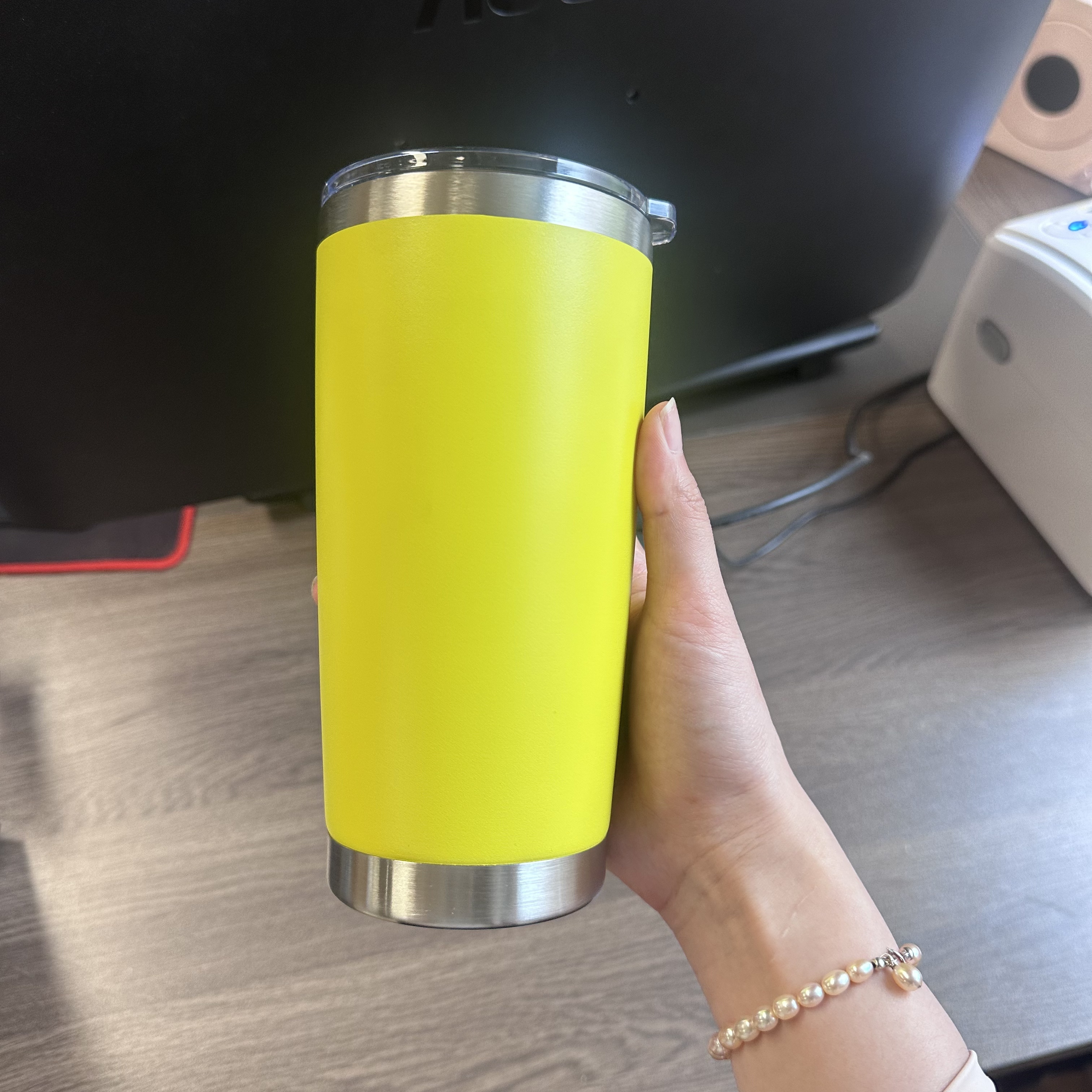 Jaune