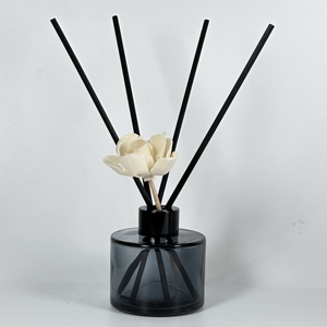 Toptan lüks 100ml 200ml boş yuvarlak siyah kamışlı cam oda kokusu şişe sopa ve kutu ile Aroma yağı difüzörü - Product Image 2