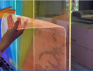 PH8 fabrika doğrudan satış son derece yumuşak LED ekran perakende mağaza için şeffaf ekran led - Product Image 2