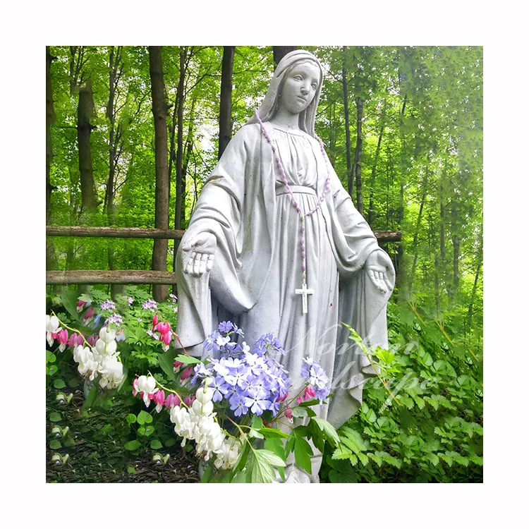 Statua a grandezza naturale della vergine maria religiosa cattolica composita di marmo bianco della decorazione all'aperto del giardino italia