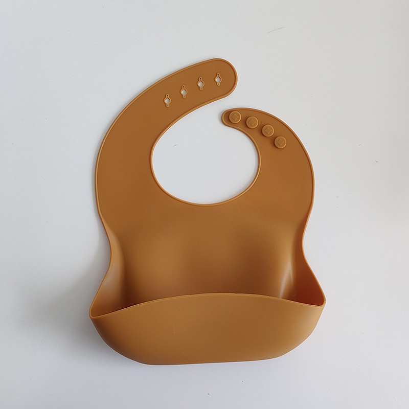 สีน้ำตาล