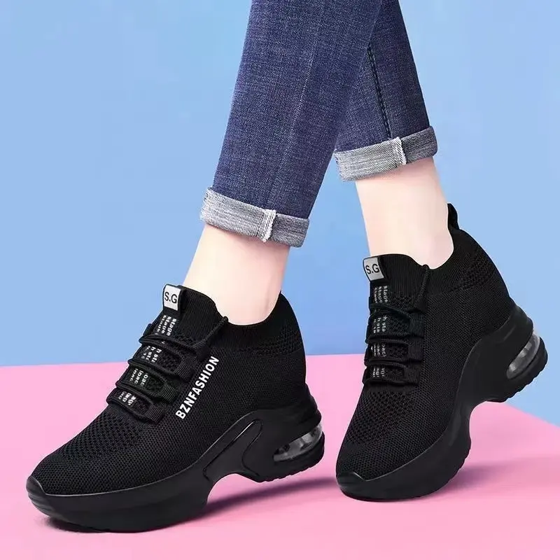 Nouvelles baskets confortables à lacets pour femmes, chaussures hautes décontractées à la mode