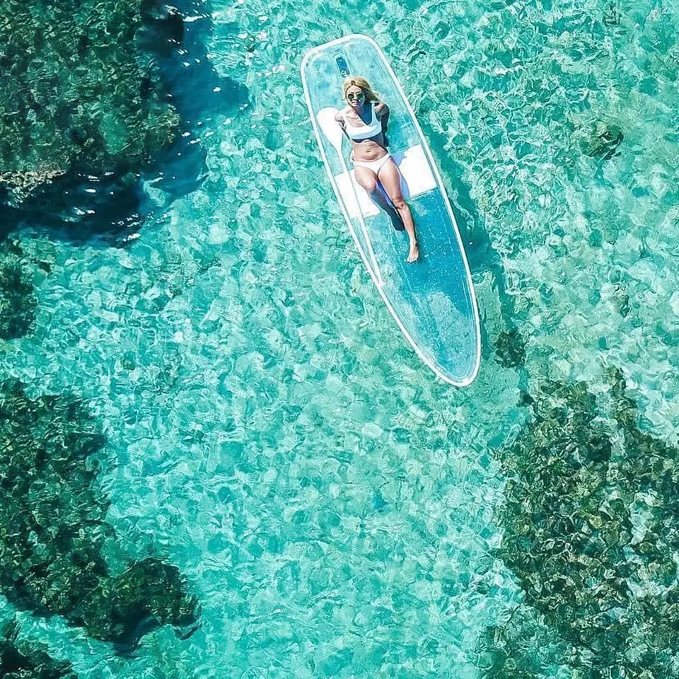 2022 tavola da surf con fondo in vetro materiale PC di nuova buona qualità vedere attraverso la tavola da Paddle Sup trasparente