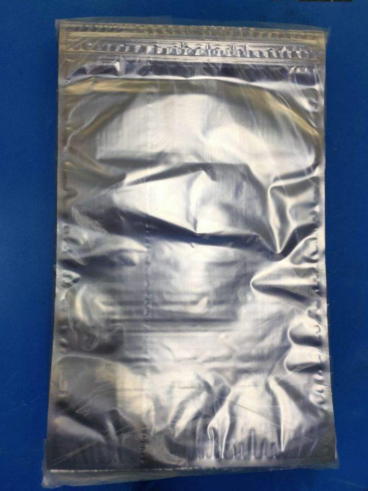 สีเทากึ่งโปร่งใส