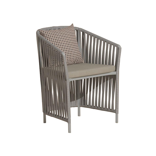 Poltrona B