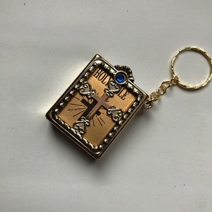 Yeni minyatür kutsal anahtarlık kolye Mini İncil anahtarlık İngilizce kutsal İncil hediye dini anahtarlık İsa çapraz anahtarlık - Product Image 5
