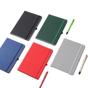 Bloc de notas y bolígrafo personalizados de alta calidad con logotipo estampado de diseño púrpura cuaderno de cuero PU A5 con banda elástica - Product Image 3