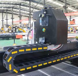 Hochpräziser CNC-Fräser mit automatischem Werkzeug wechsel Holz fräser ökologische Platte in Estland EE - Product Image 5